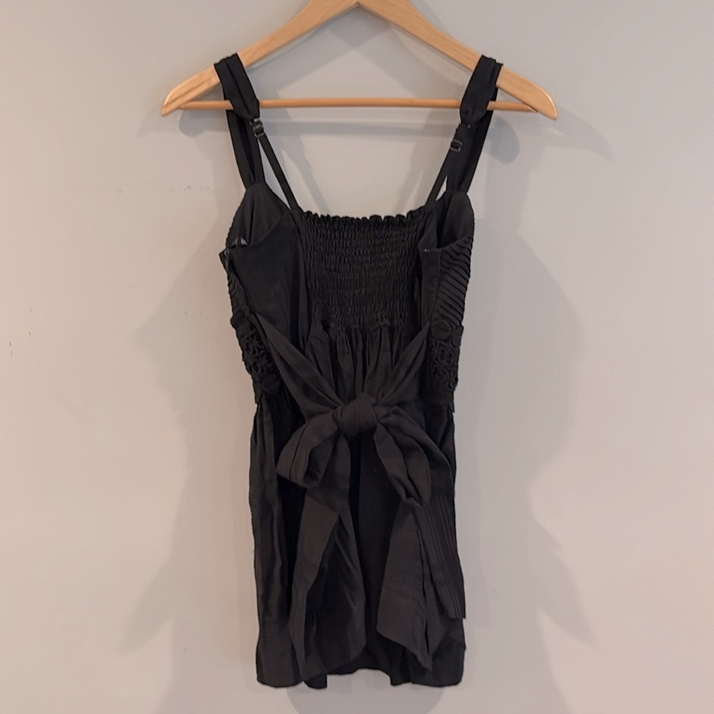 XOXO | Black Sleeveless Top w/ Lace, Bow & Wood Flower Button Detail - Picture 5 of 12